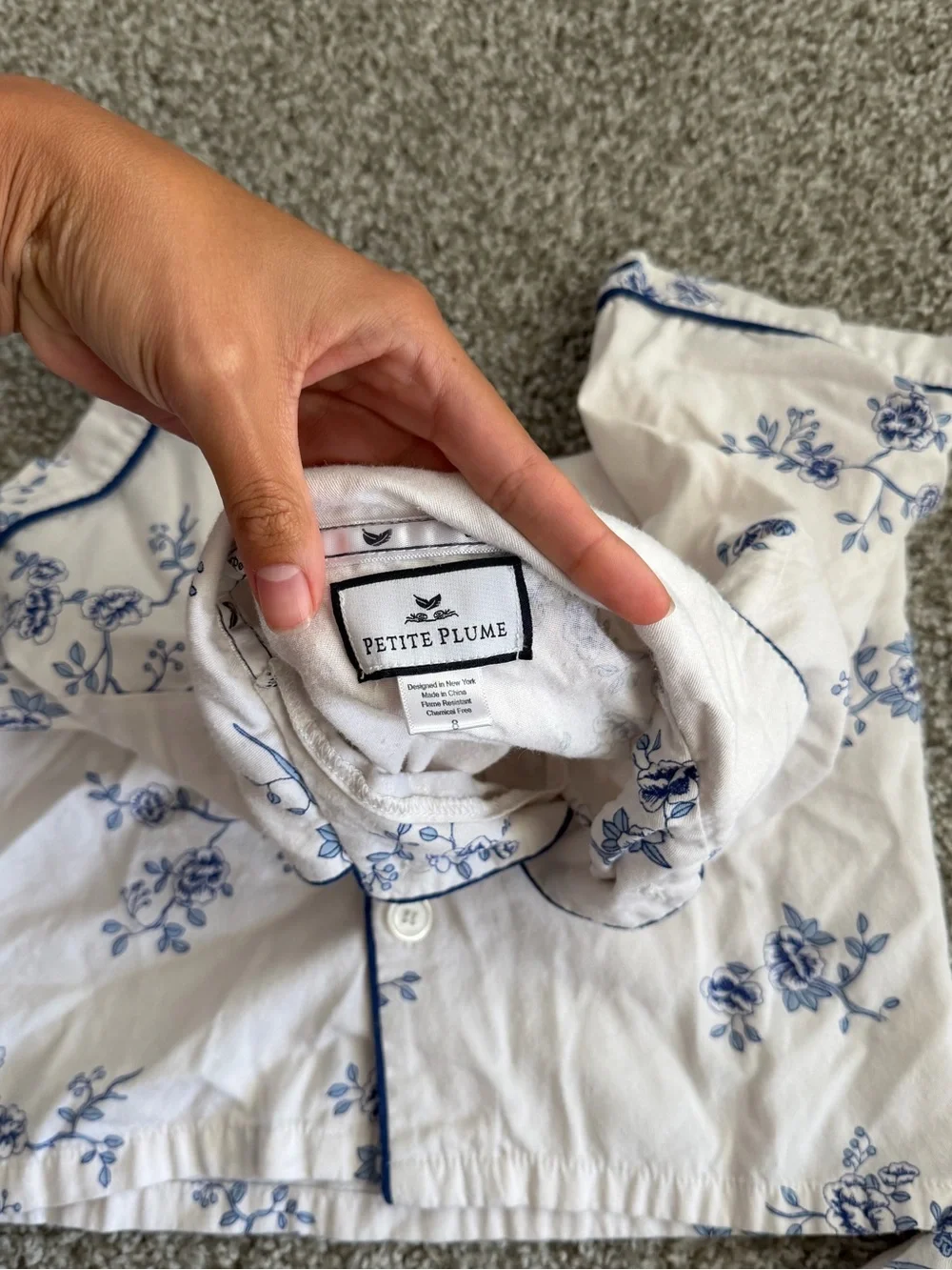 Petite Plume soft white